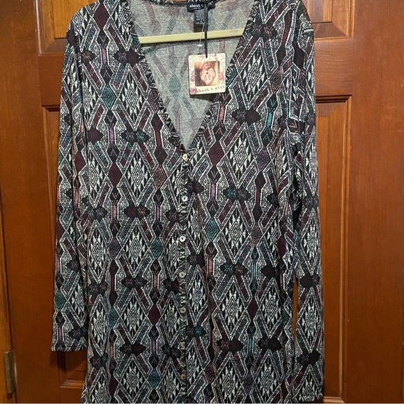 About A Girl Womens Aztec V Neck Tunic Top Button Long Sleeve Blouse Size XL - Picture 5 of 7